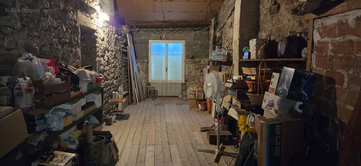 Maison de village avec terrain et dépendance - photo 12