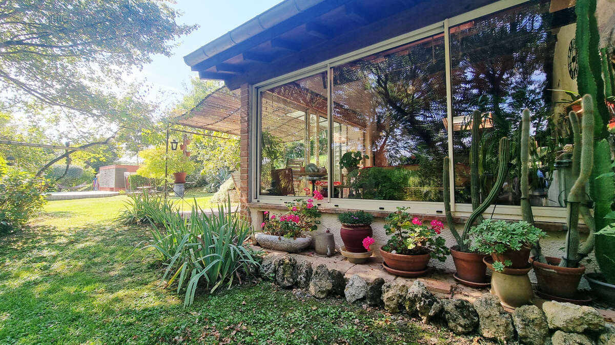 Maison à L&#039;ISLE-EN-DODON