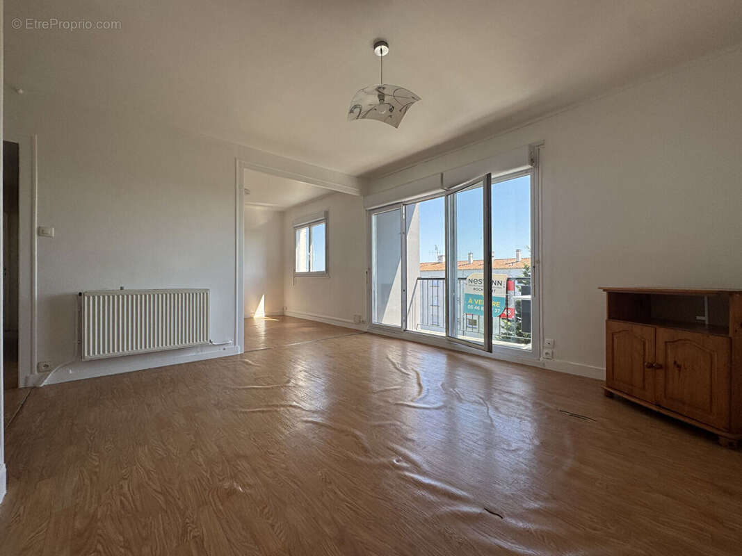 Appartement à TONNAY-CHARENTE