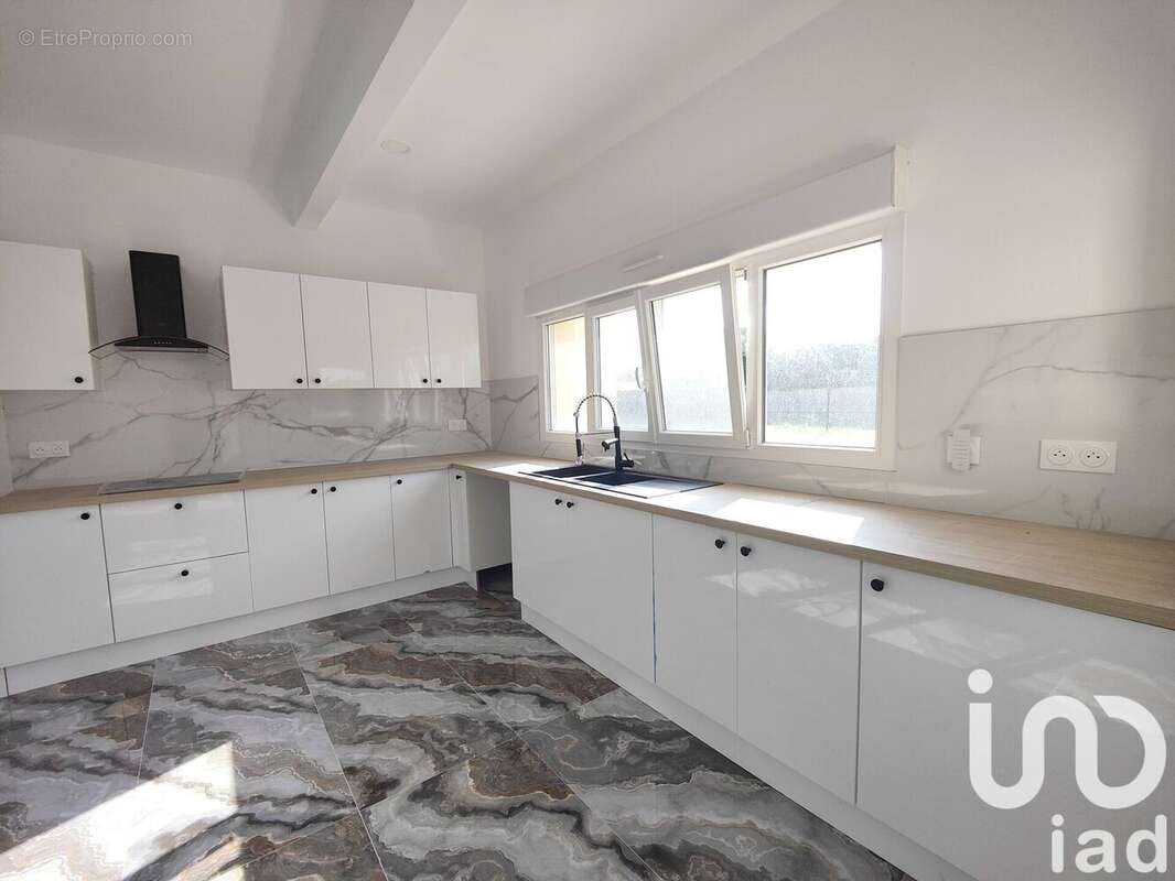 Photo 7 - Maison à CORQUILLEROY