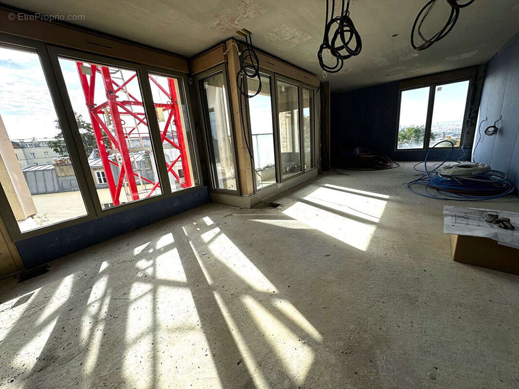 Appartement à PARIS-20E