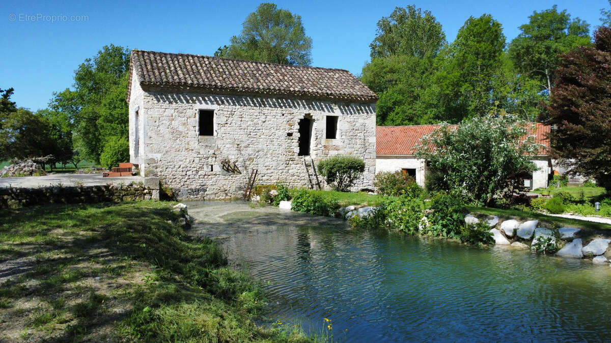 Maison à BAGAT-EN-QUERCY