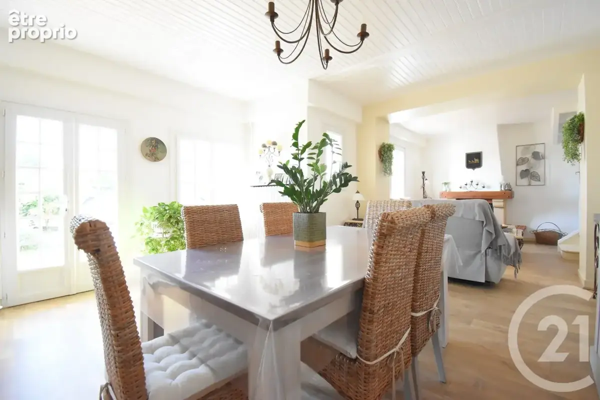 Maison à VENDAT