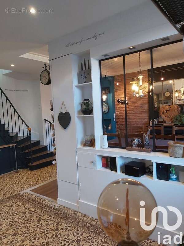 Maison 215 m² à Nieul-Le-Dolent  - photo 6
