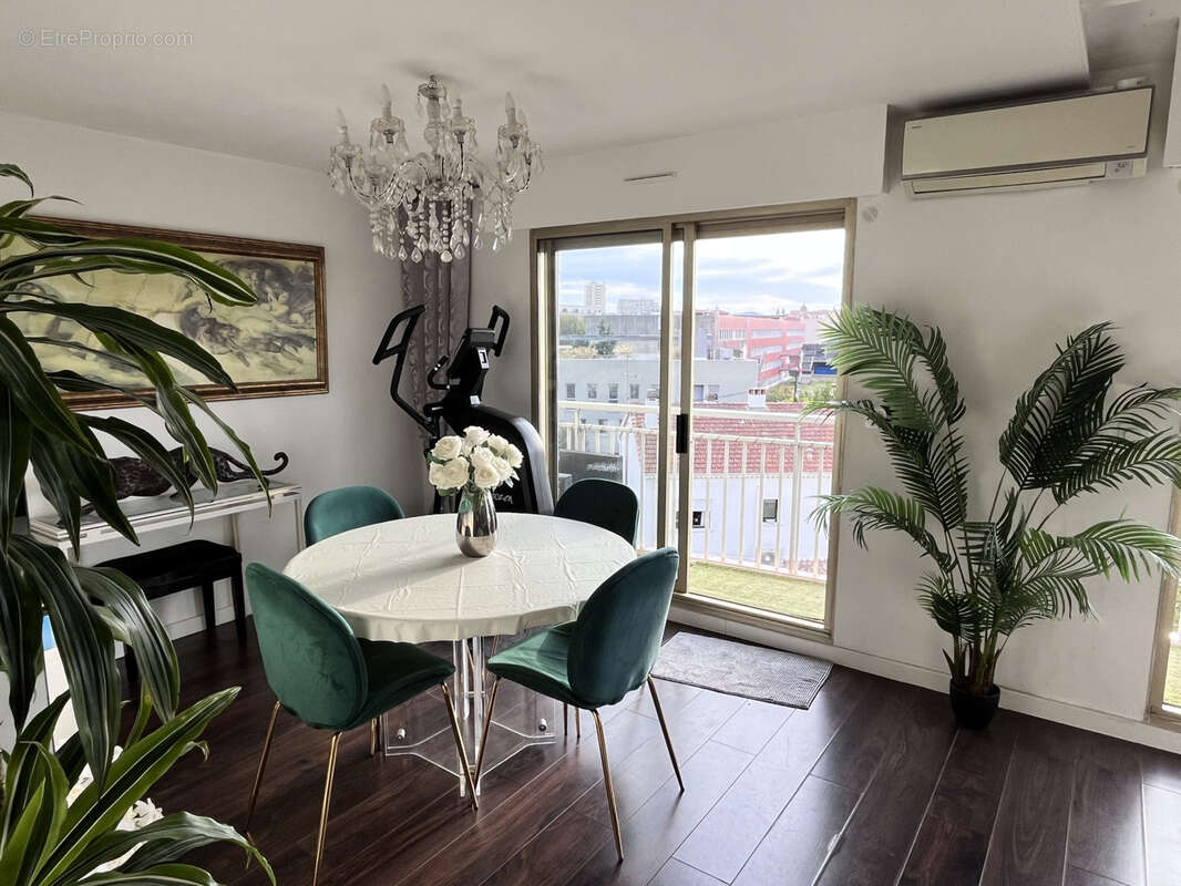 Appartement à SAINT-RAPHAEL