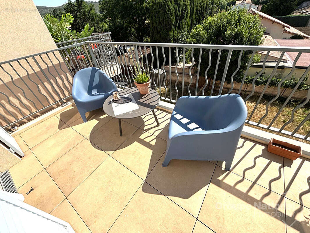 Appartement à EYGUIERES