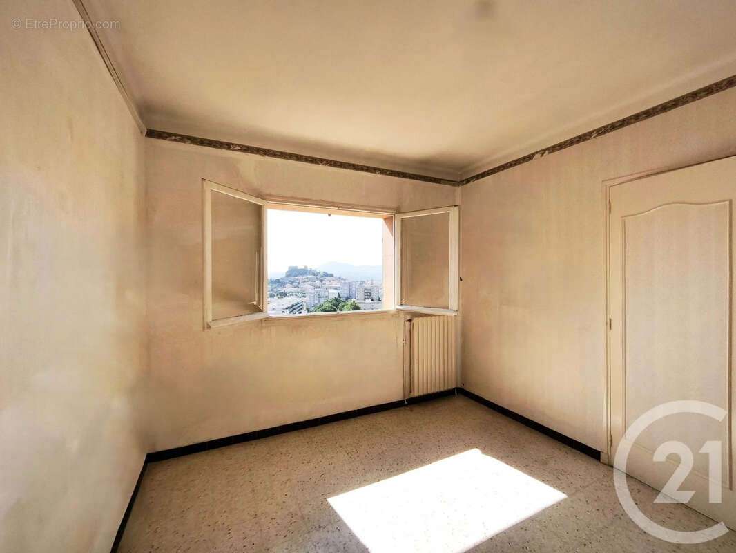 Maison 152 m² à La Garde  - photo 12