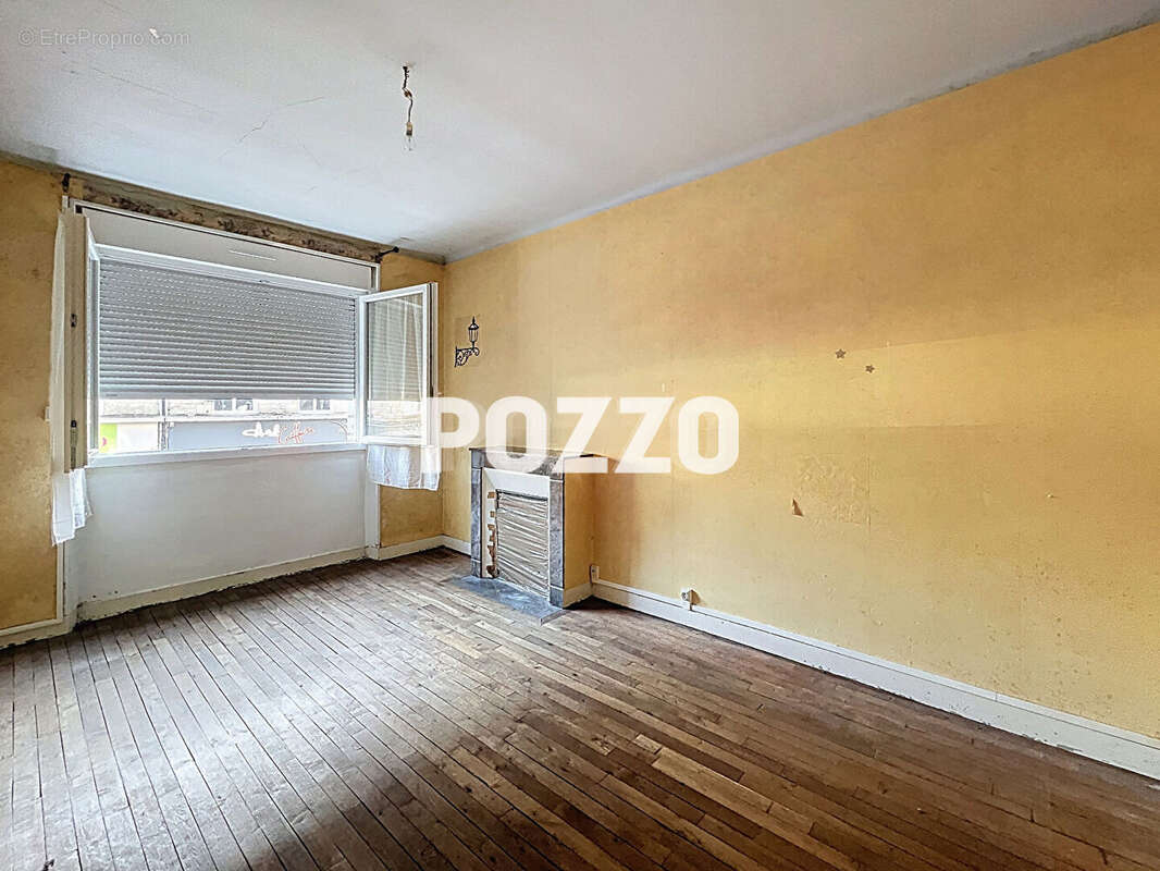 Appartement à SAINT-HILAIRE-DU-HARCOUET