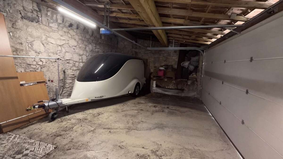 LA TURBIE - Maison de caractère dans le village - photo 18