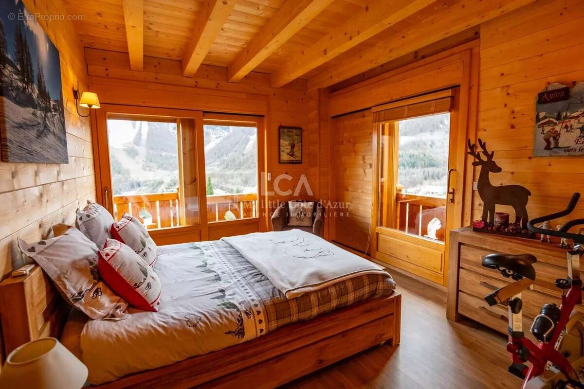 Maison à SAINT-ETIENNE-DE-TINEE