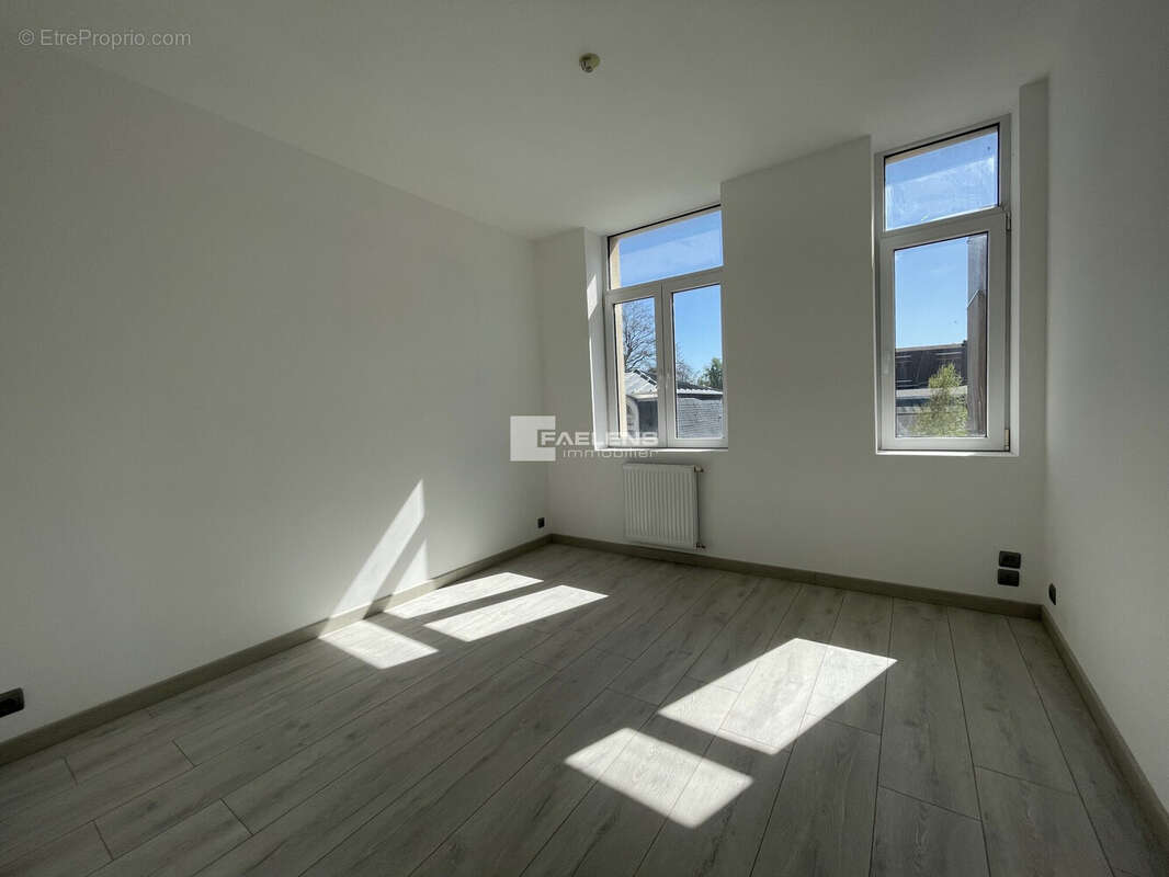 Appartement 56 m² à Lille  - photo 4