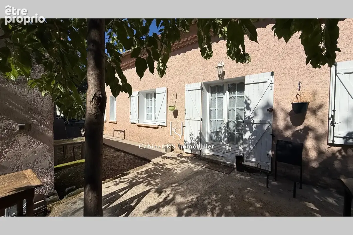 Photo Maison à Saint-Maximin-La-Sainte-Baume au prix de 302 000€