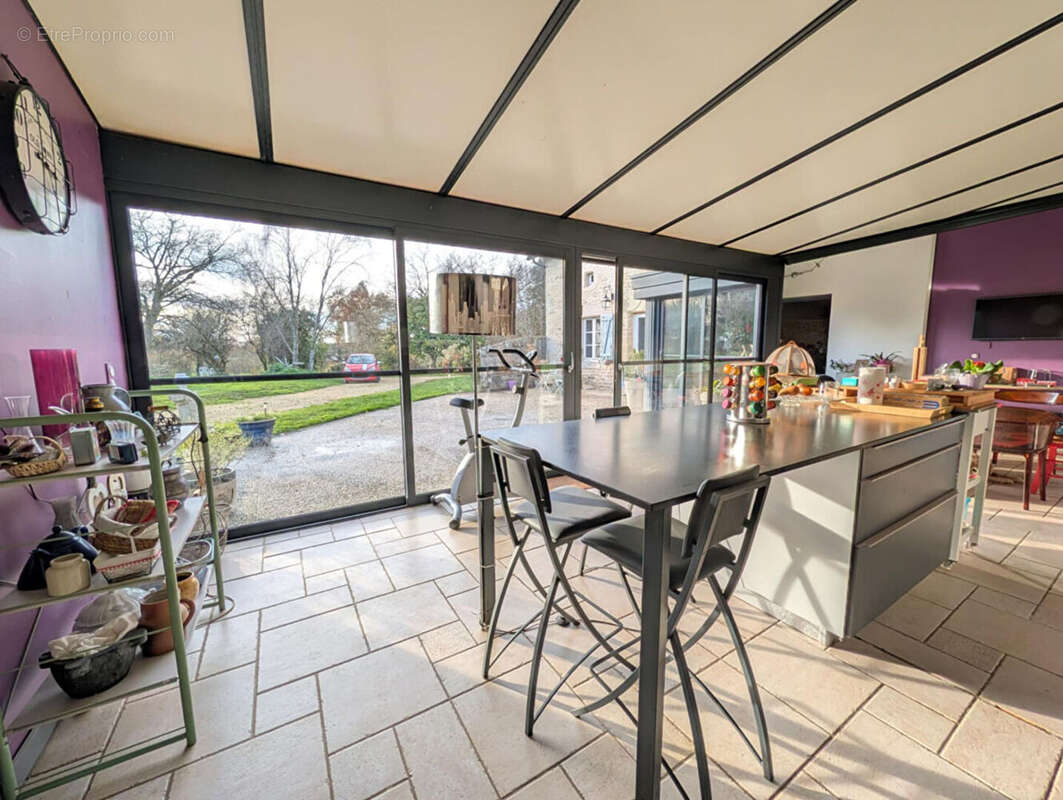 Maison à SAINT-COUTANT