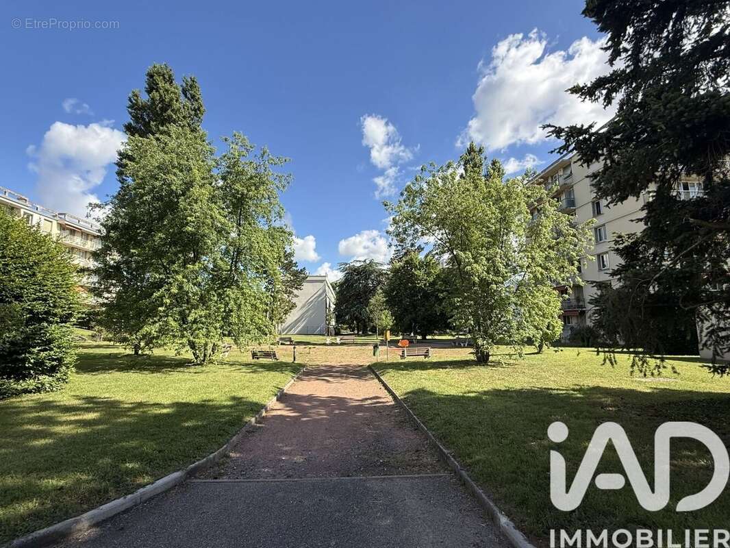 Photo 4 - Appartement à FONTAINES-SUR-SAONE