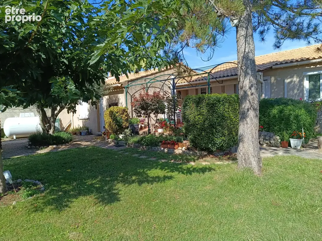 Maison à COURTHEZON