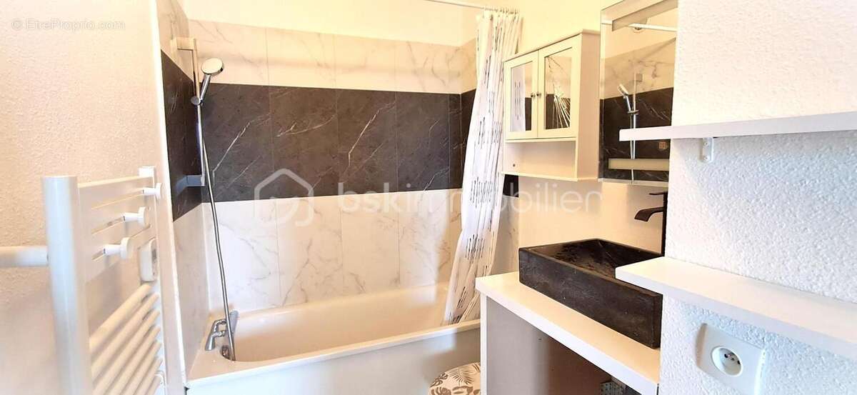 Appartement à SAINT-CHRISTOL-LES-ALES