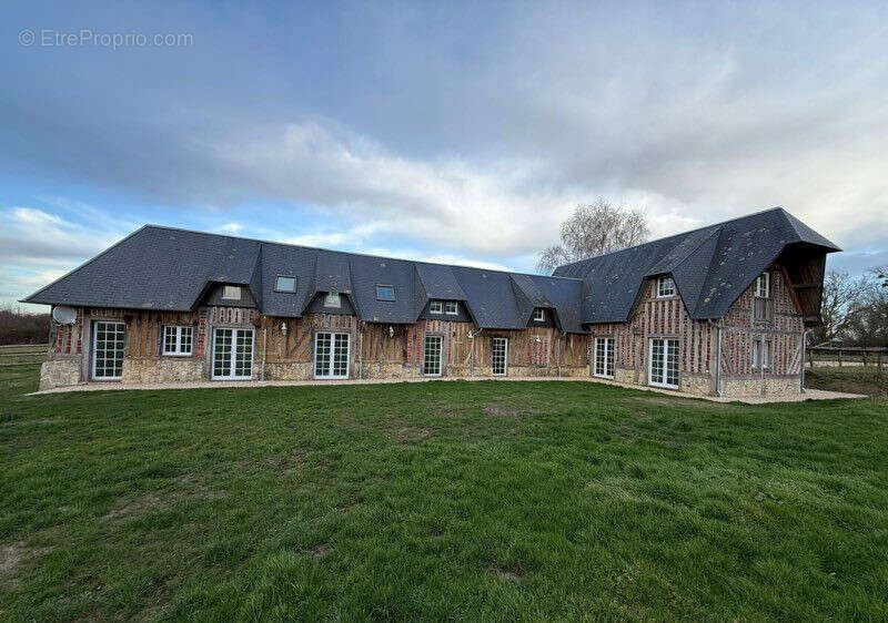 Maison à PONT-L'EVEQUE