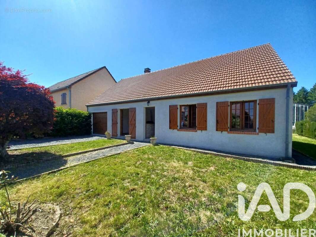 Photo 8 - Maison à LUZY