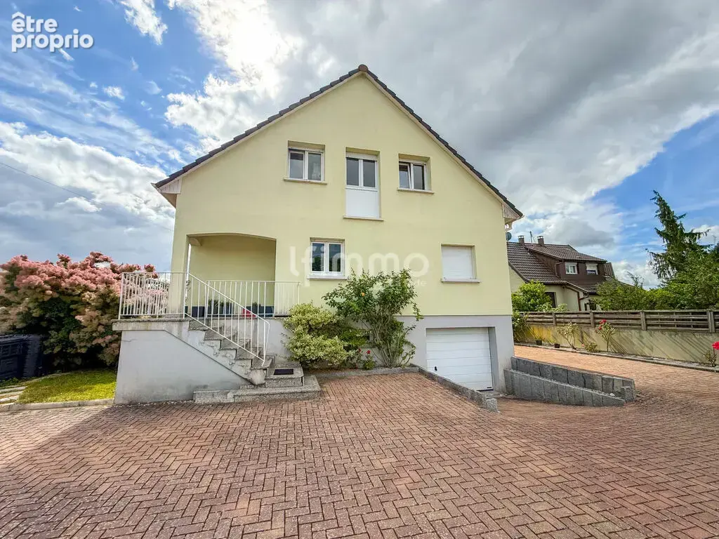 Maison bi-famille de 155m² sur 6,70 ares en quartier résidentiel - photo 5