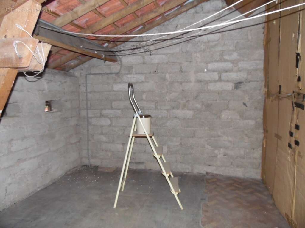 Maison à SENONES