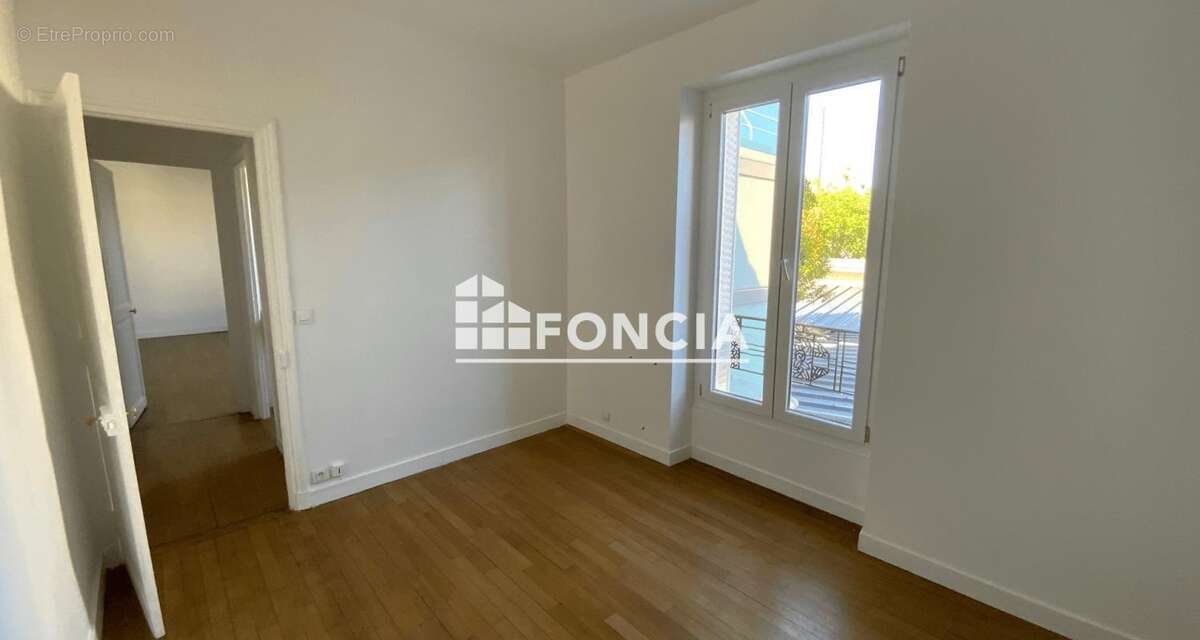 Appartement à ENGHIEN-LES-BAINS
