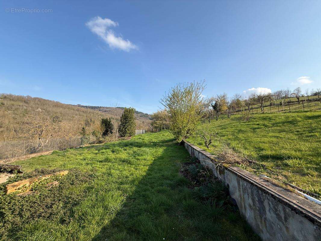 Maison à SOURCIEUX-LES-MINES
