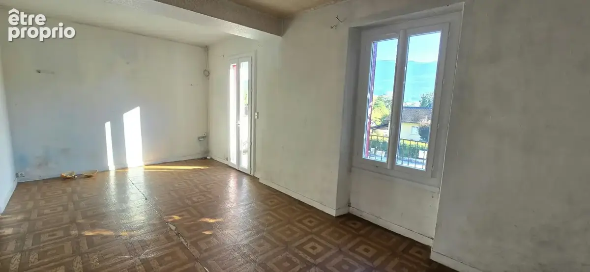 Maison individuelle à rénover de 105 m2 habitables sur 2109 m2 de terrain - photo 6