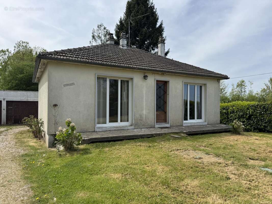 Maison à BEAUMONT-EN-AUGE