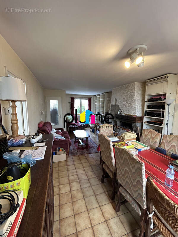 Maison à SAINTE-CATHERINE