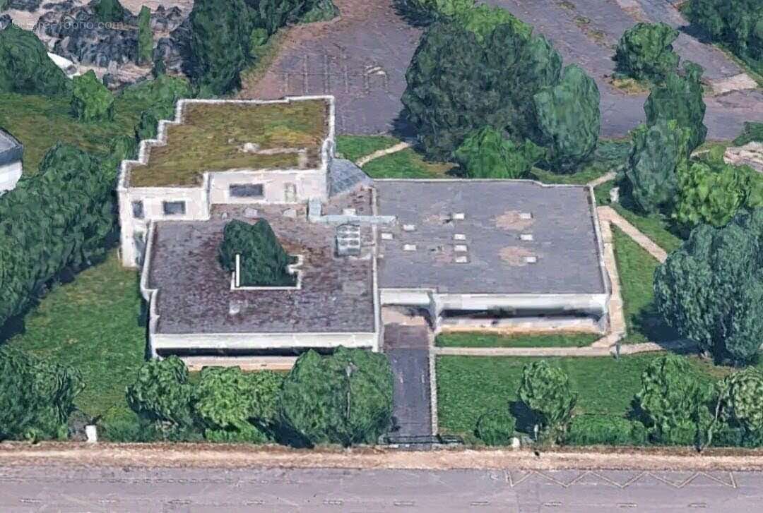 Commerce à SAINT-APOLLINAIRE