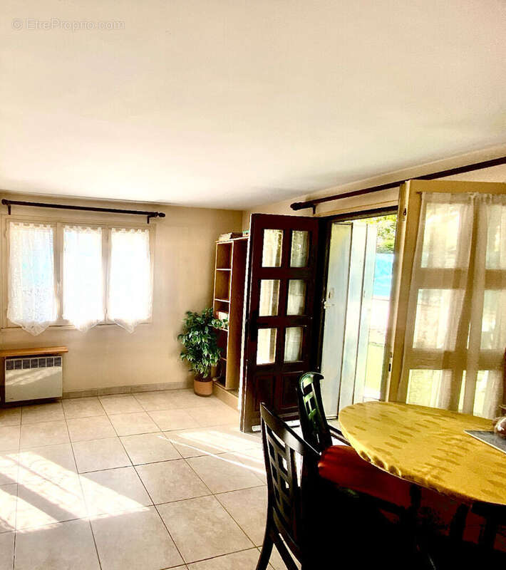 Maison à AUBERGENVILLE