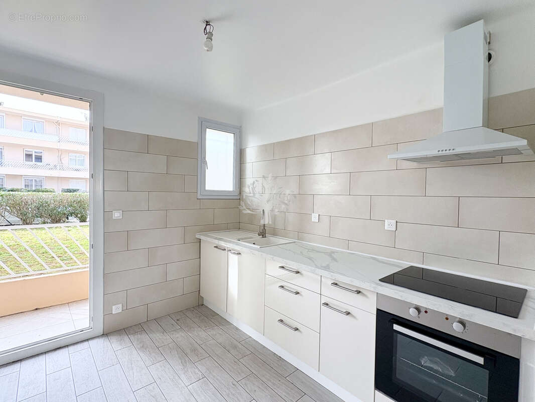Appartement à SANARY-SUR-MER