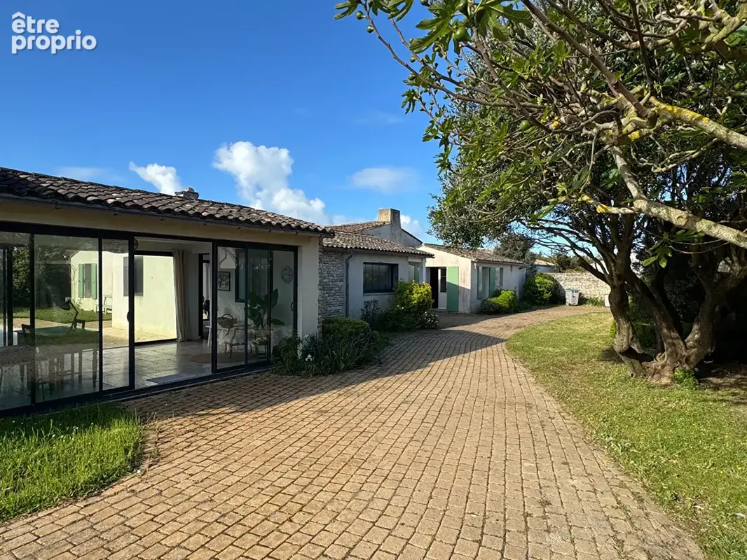 Maison Sainte Marie De Re 10 pièce(s) 250.67 m2 - photo 3