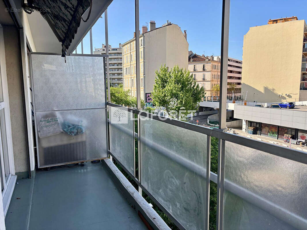 Appartement à MARSEILLE-2E