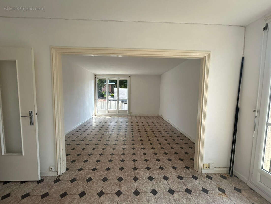 Secteur clemenceau appartement type 4 de 78 m2 + cave - photo 3