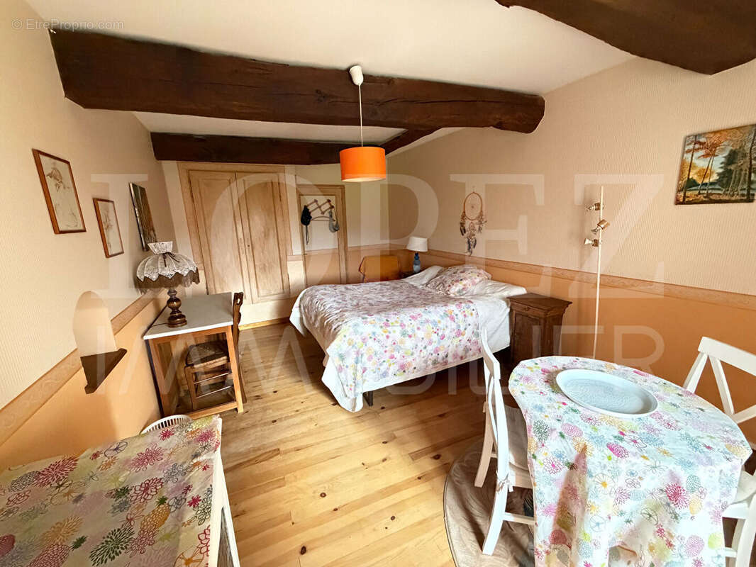 Maison à ESCOUSSENS