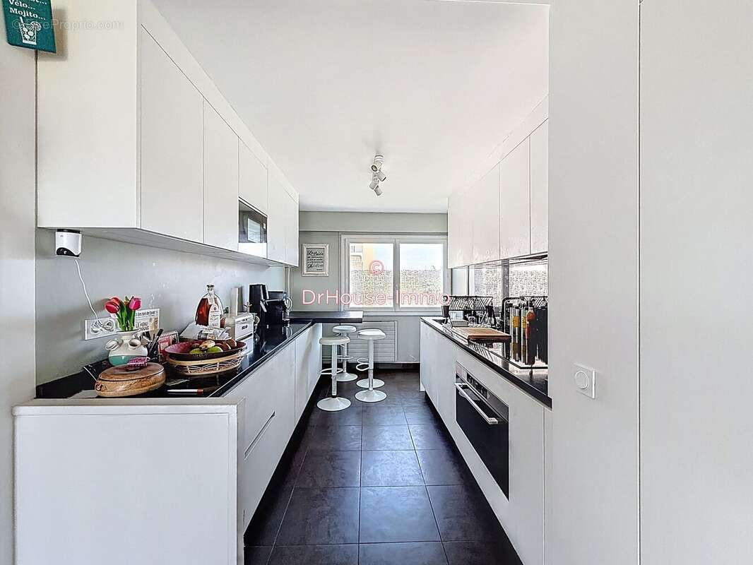 Appartement à TASSIN-LA-DEMI-LUNE