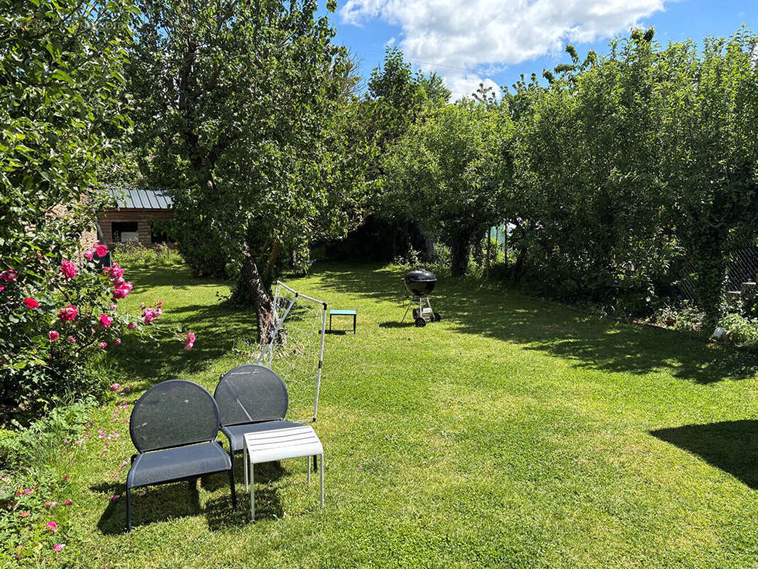 Maison - à vendre - rénovée - jardin - terrasse - quartier Cleunay proche Arsenal Redon - photo 2