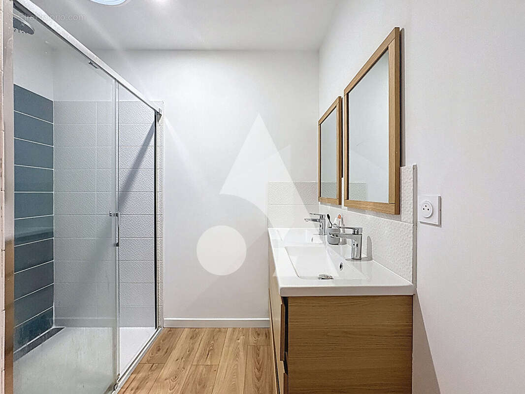 Maison à LESCURE-D'ALBIGEOIS