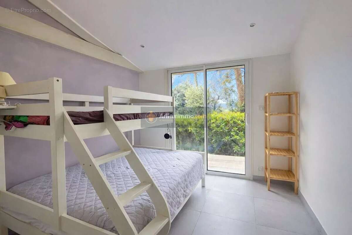 Maison à FREJUS