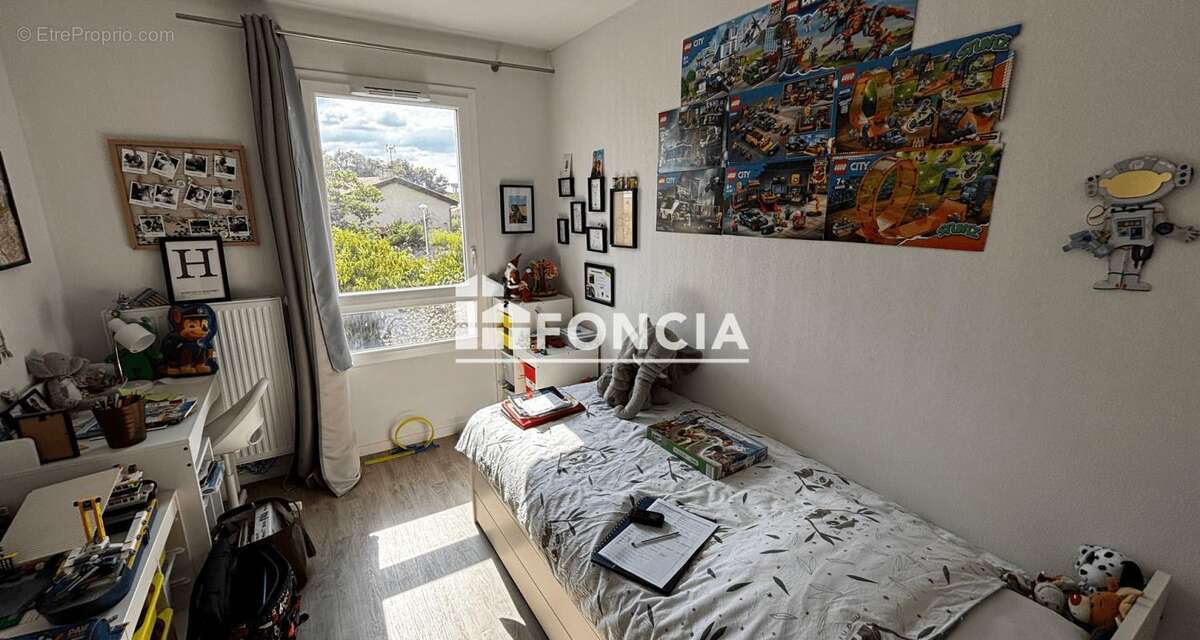 Appartement à VILLENAVE-D'ORNON