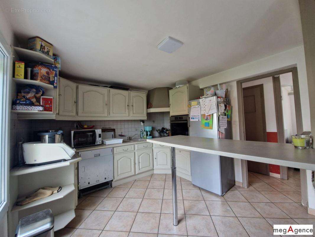 Maison familiale proche du bourg - photo 4
