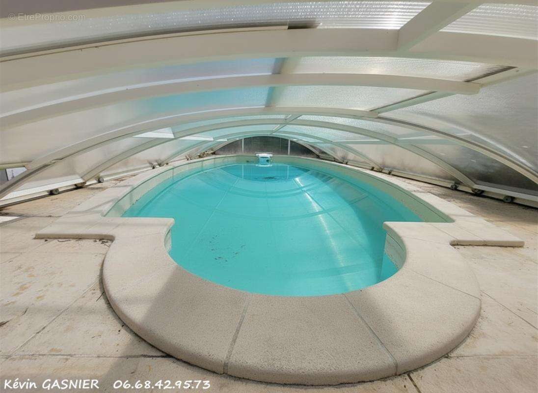 ANGOULEME (16000) : Maison familiale de 144m2 avec garage et piscine - photo 11