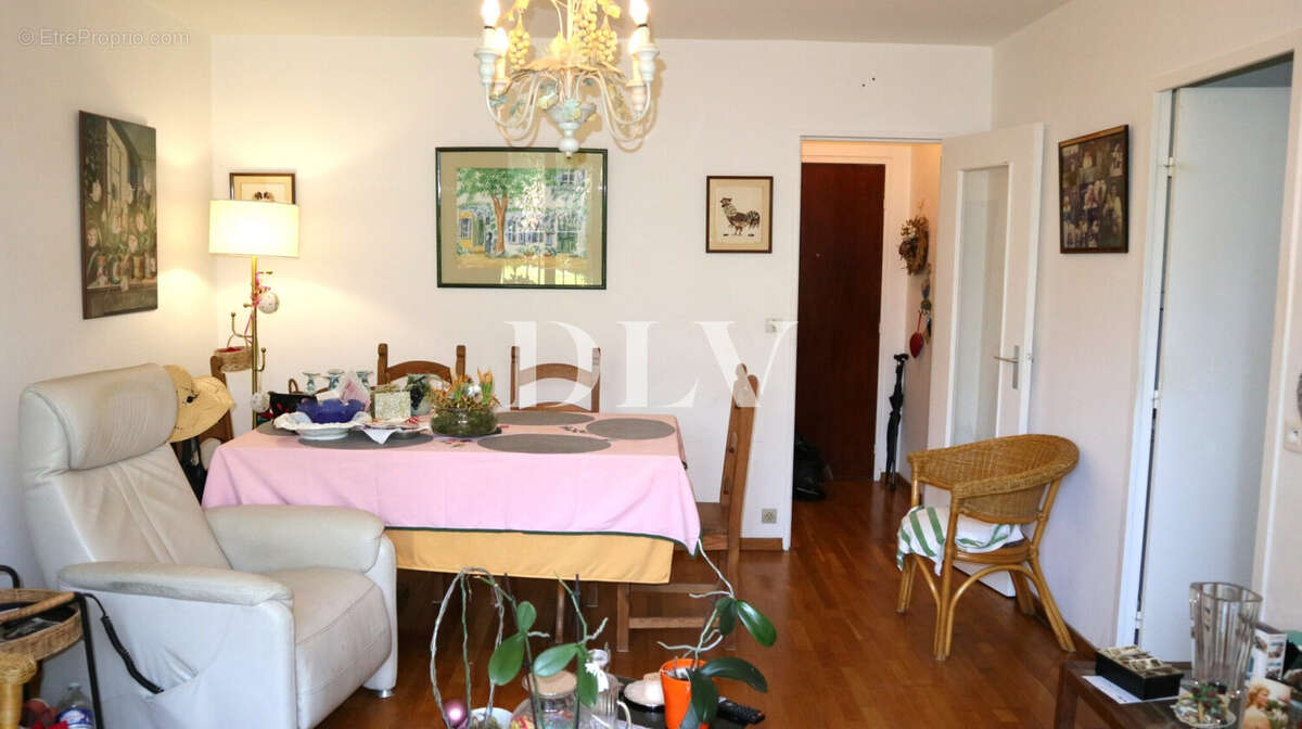 Appartement à AVON