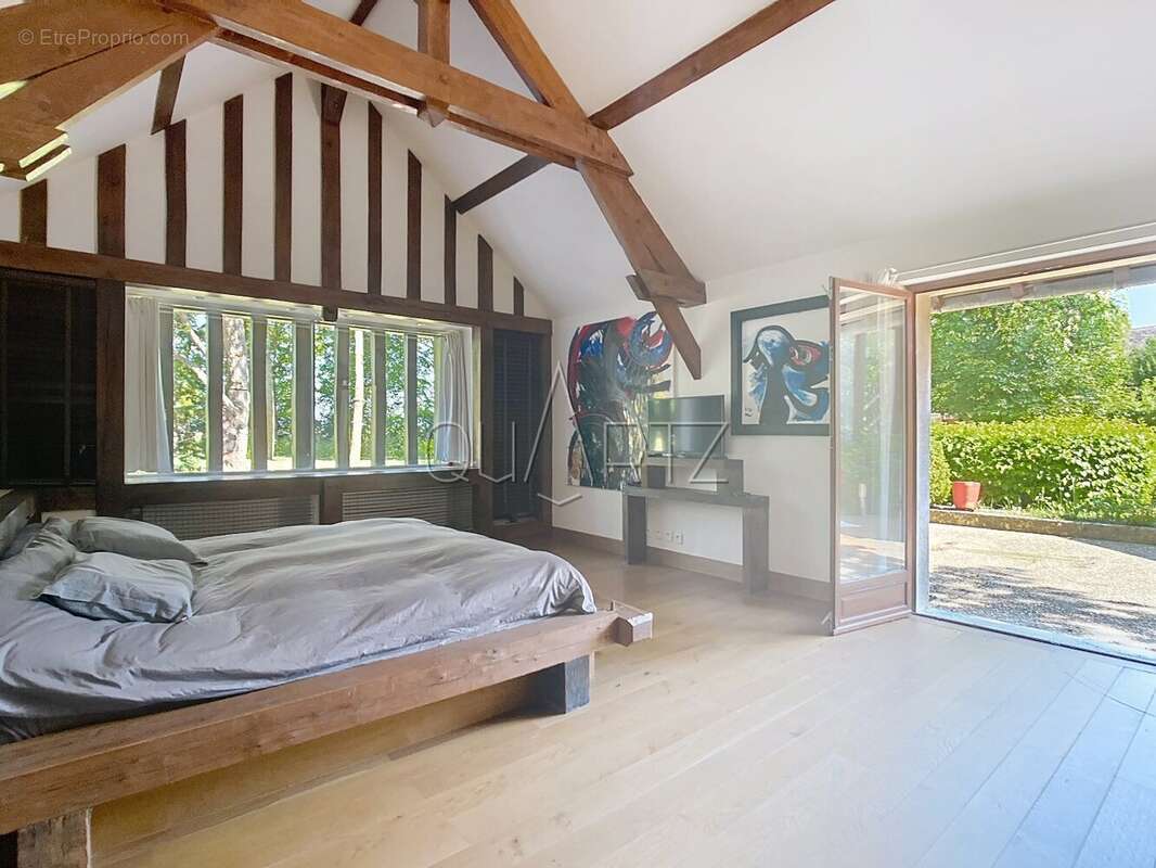 Maison à CHATEAUNEUF-EN-THYMERAIS