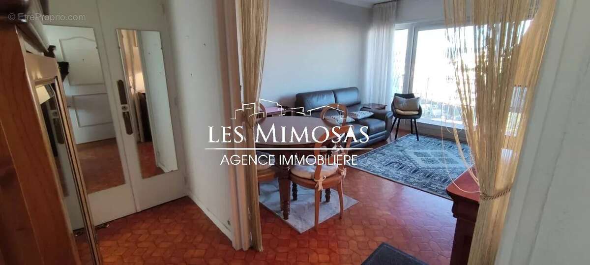 Appartement à FREJUS