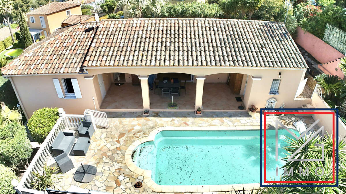 Maison à SIX-FOURS-LES-PLAGES