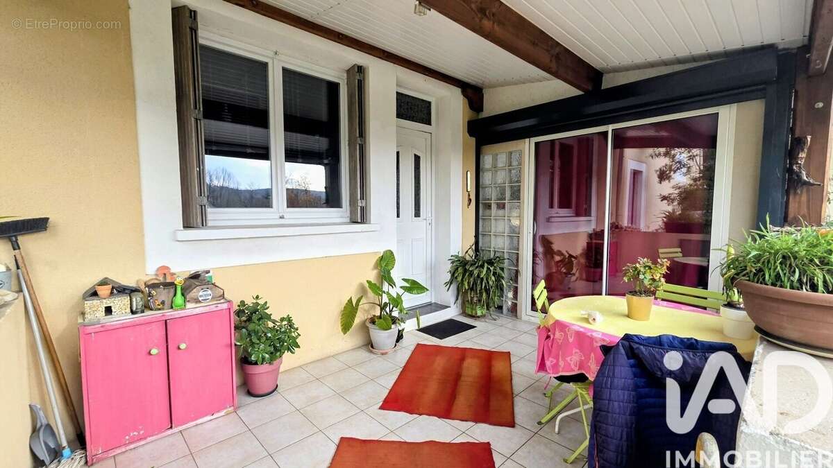 Maison 108 m² à Lamagdelaine  - photo 7
