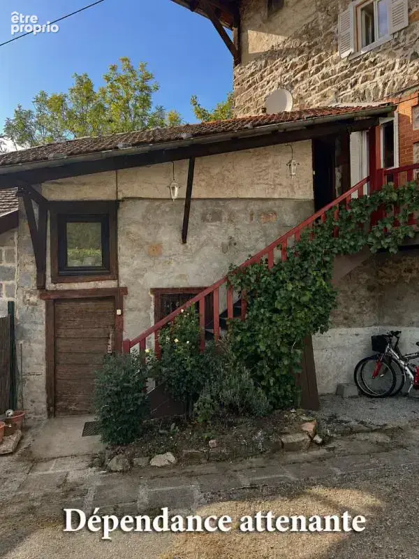 LAMURE SUR AZERGUES. Ancien moulin 285m2 avec dépendance, cour et jardin - photo 17