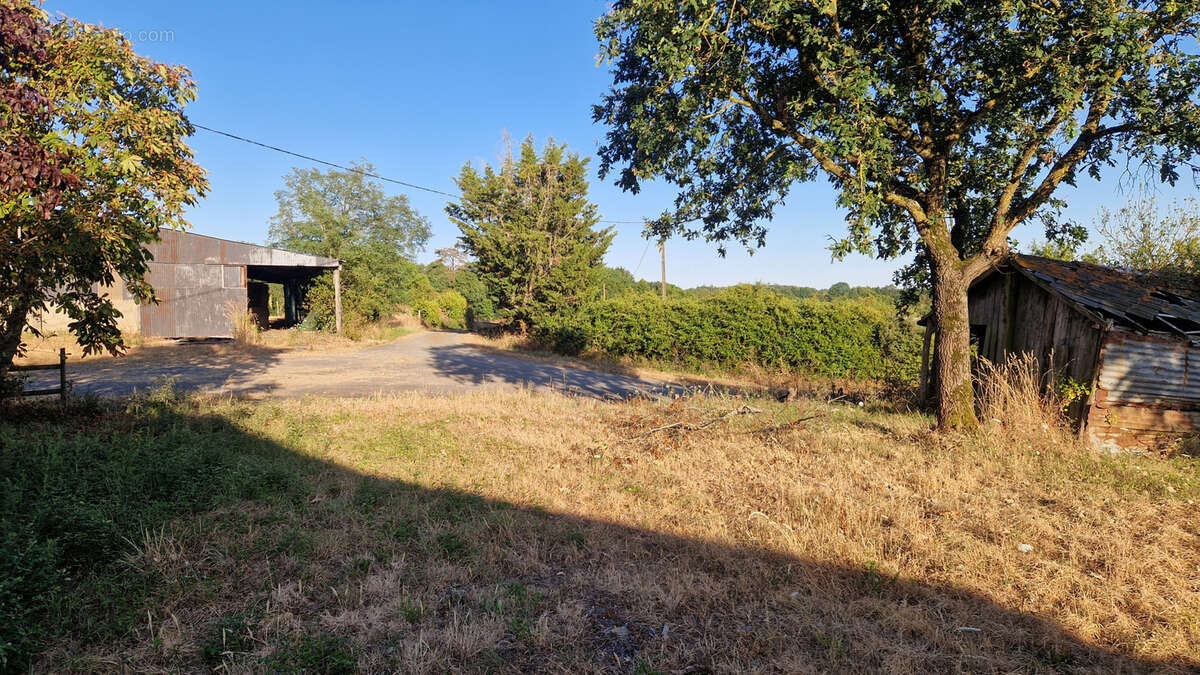 Maison de campagne à rénover   Axe Angers-Rennes - photo 10
